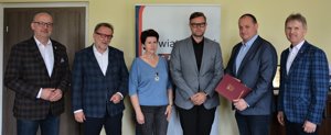 Zdjęcie główne dla wydarzenia: Rusza kolejna duża inwestycja w drogę powiatową w Gminie Brudzew