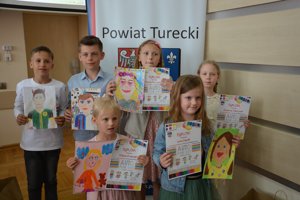 Zdjęcie główne dla wydarzenia: Powiatowy Konkurs Plastyczny "Autoportret" - rozstrzygnięty